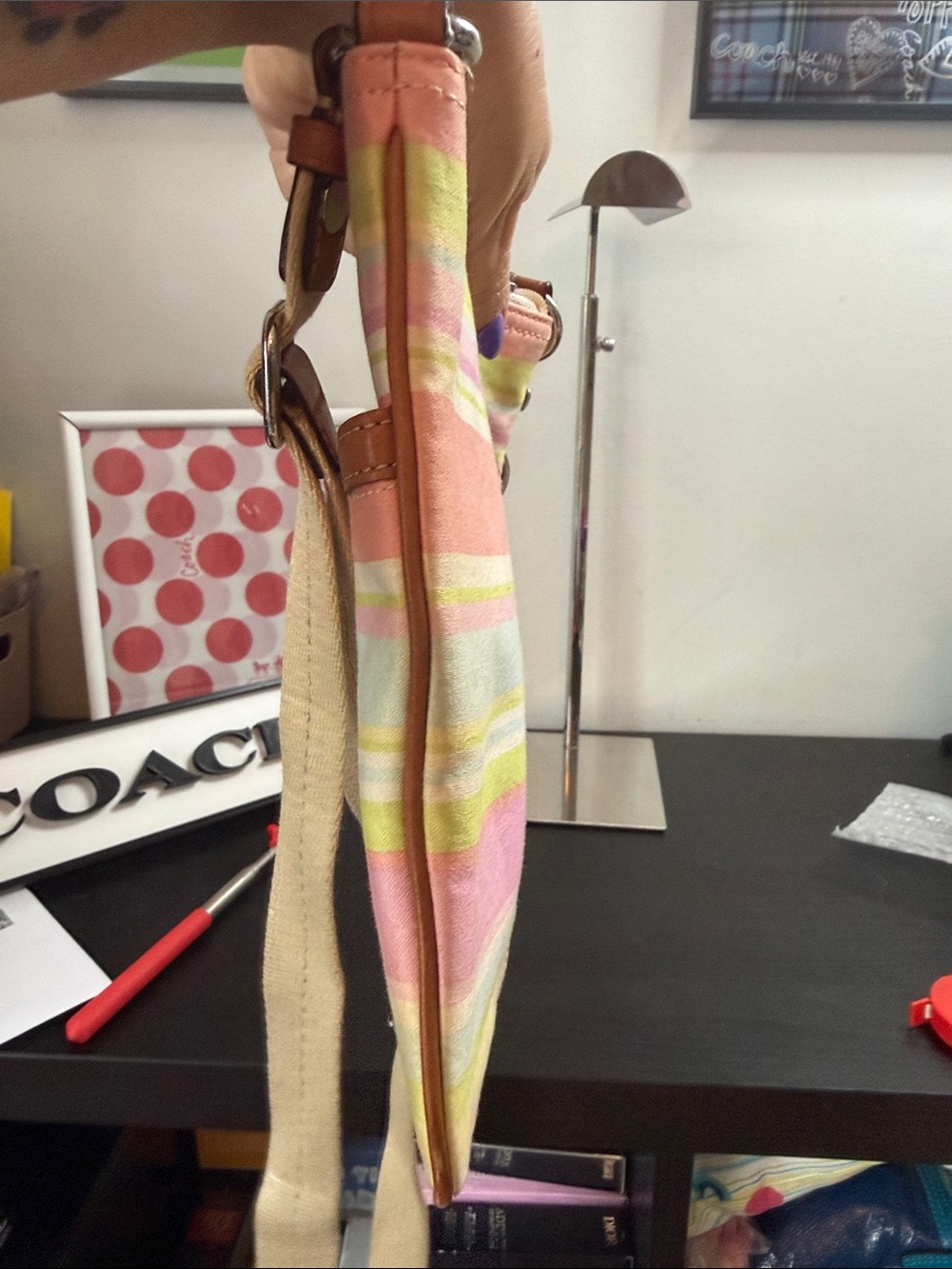 Coach Hampton Pastel Striped Canvas Crossbody Bag With A Playful Interior - Picture 5 of 12